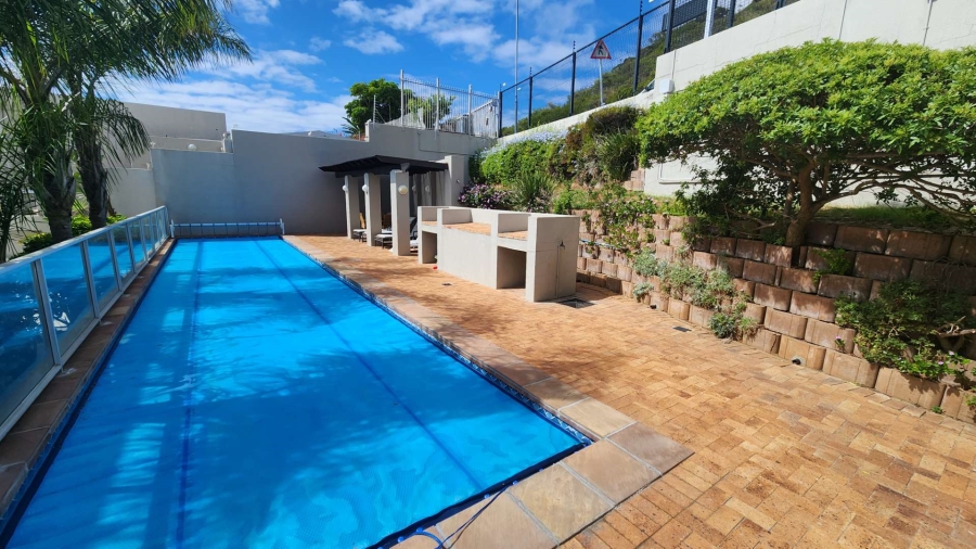 To Let 0 Bedroom Property for Rent in Sea Point Western Cape